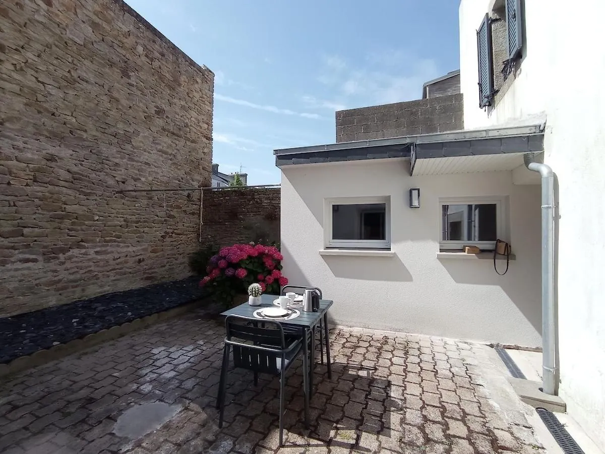 アパート Appartement T2 Neuf Centre Ville コンカルノー