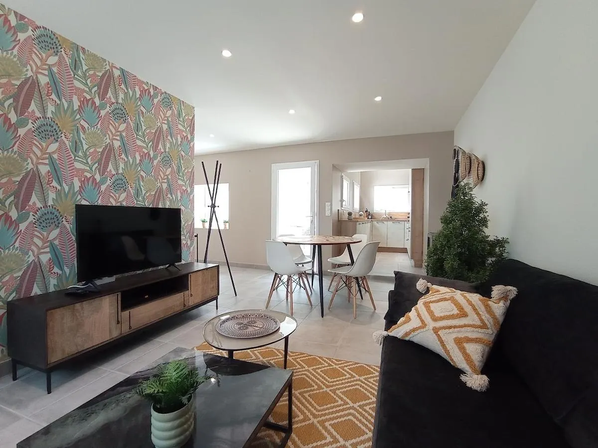 Appartement T2 Neuf Centre Ville كونكارنو شقة