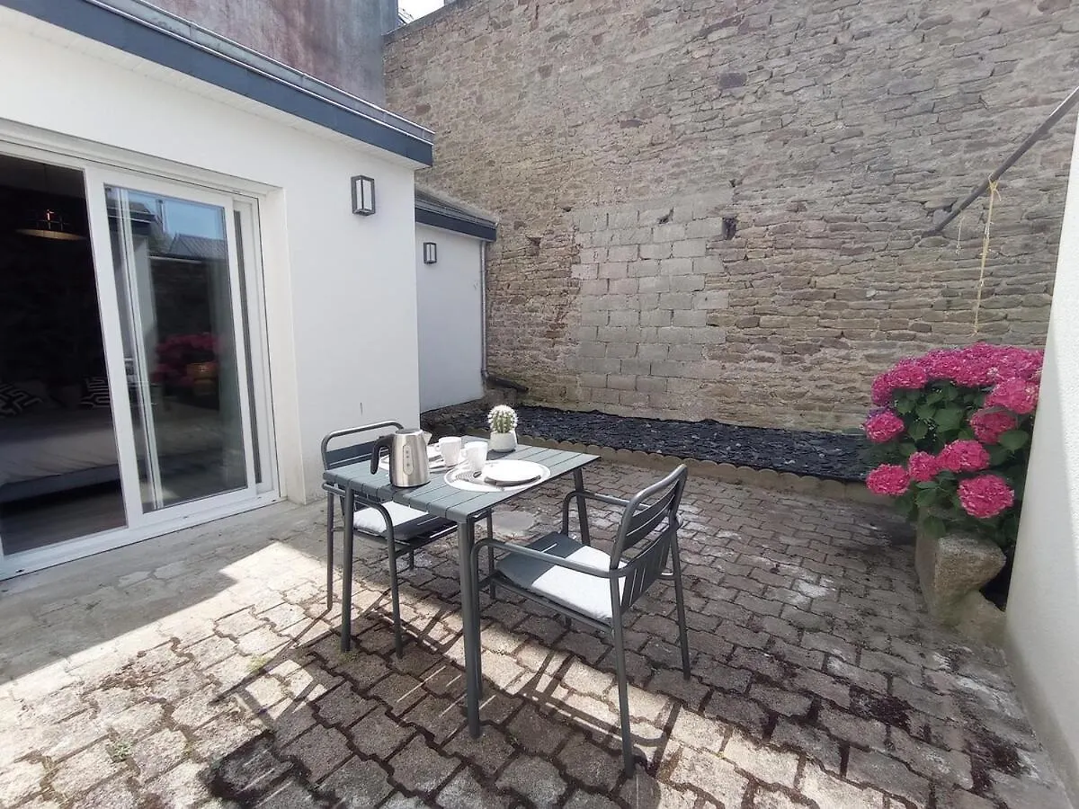 Appartement T2 Neuf Centre Ville コンカルノー フランス